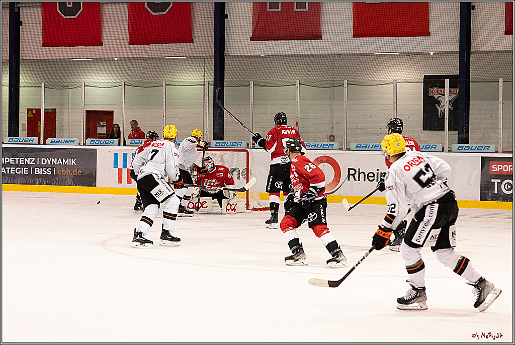 PENNY DEL 1. Testspiel Koelner Haie - Loewen Frankfurt; Koeln, 27.08.2023